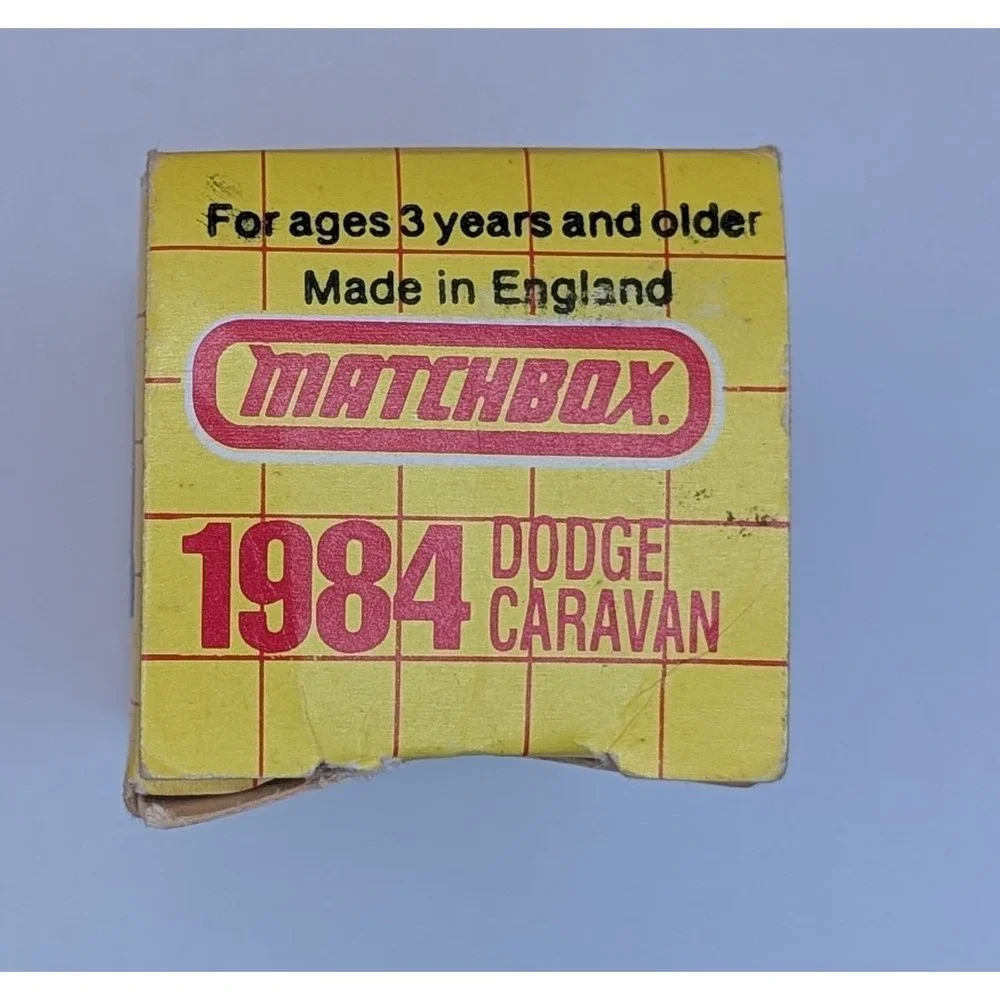 Matchbox 1984 Dodge Caravan Burgundy Diecast Car Made in England Original Box